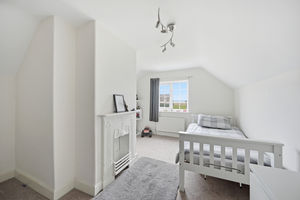 Bedroom- click for photo gallery